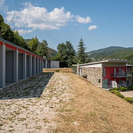 Gefiri Plakas Hotel, Tzoumerka Zewnętrze zdjęcie