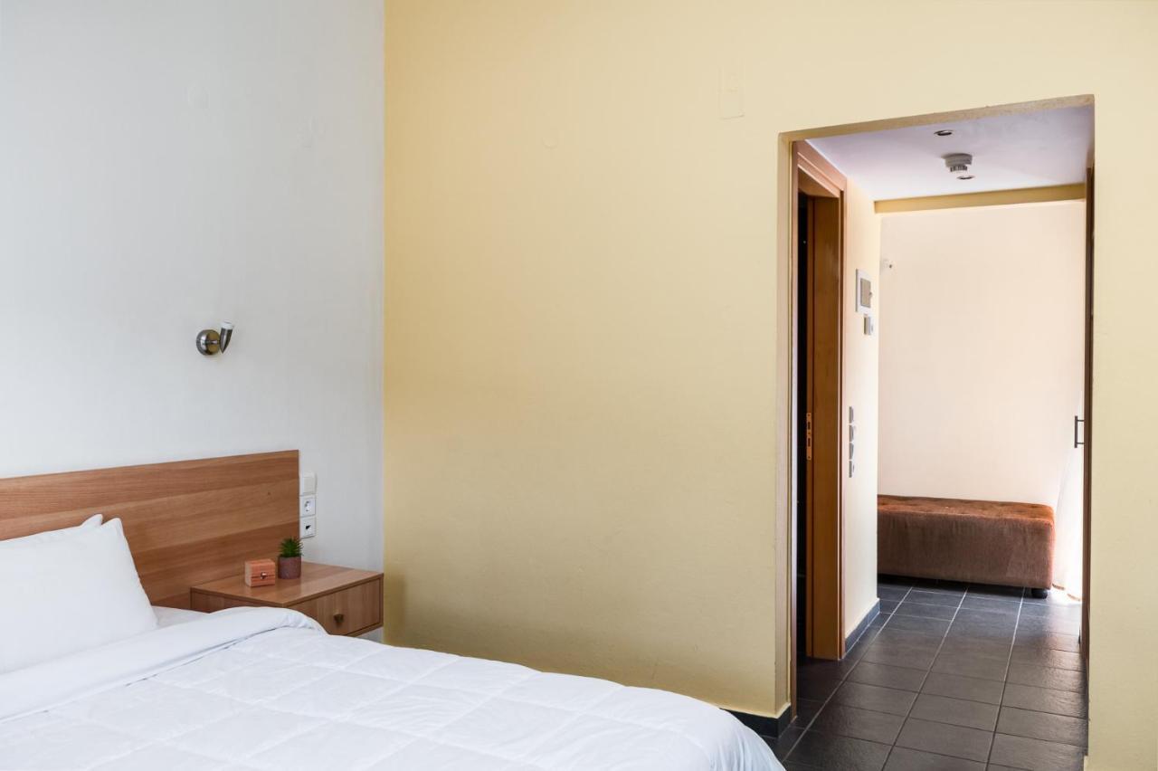Gefiri Plakas Hotel, Tzoumerka Zewnętrze zdjęcie