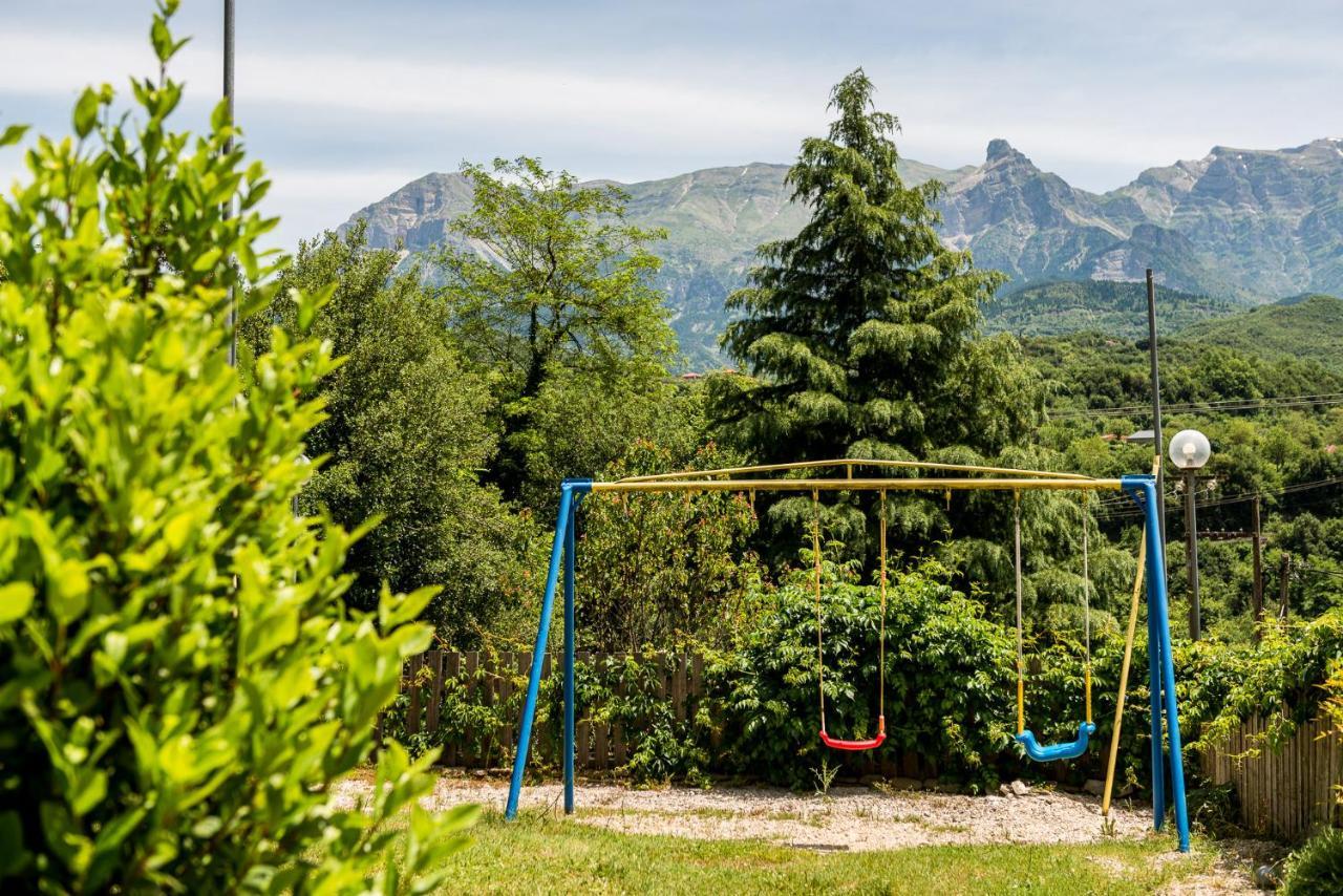 Gefiri Plakas Hotel, Tzoumerka Zewnętrze zdjęcie