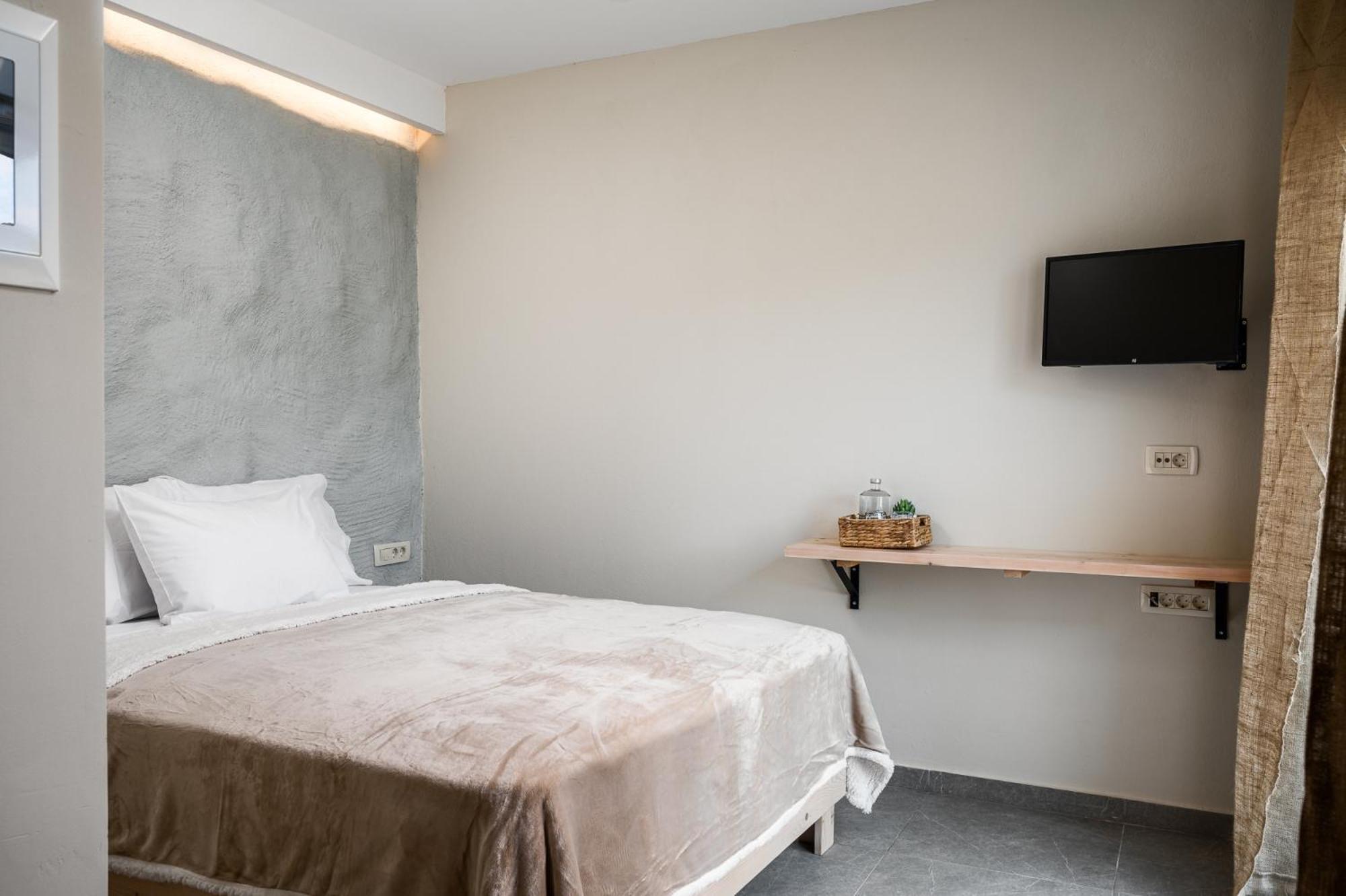 Gefiri Plakas Hotel, Tzoumerka Zewnętrze zdjęcie